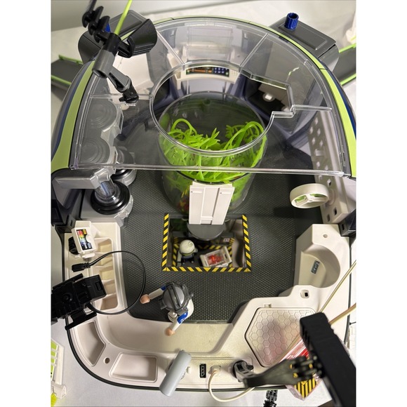 Playmobil 5149 E-Rangers Headquarters (2011) + 5152 Collectobot & 5150 Turbojet - Picture 8 of 16